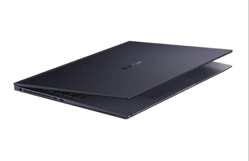 Ноутбук Honor Magicbook Pro 16 Hunter 2024 / Ultra 5 / 24 / 1Tb / 3K / 165Hz / BLACK